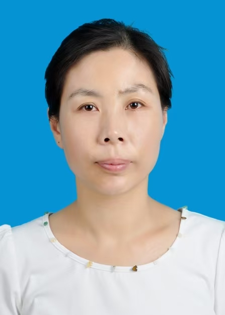 蔡芳兰