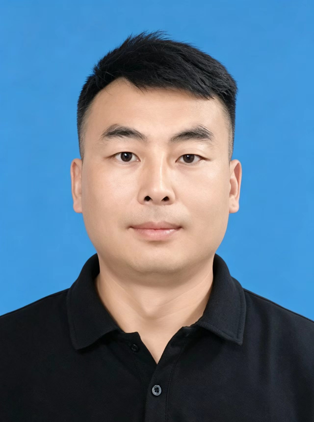 李志新