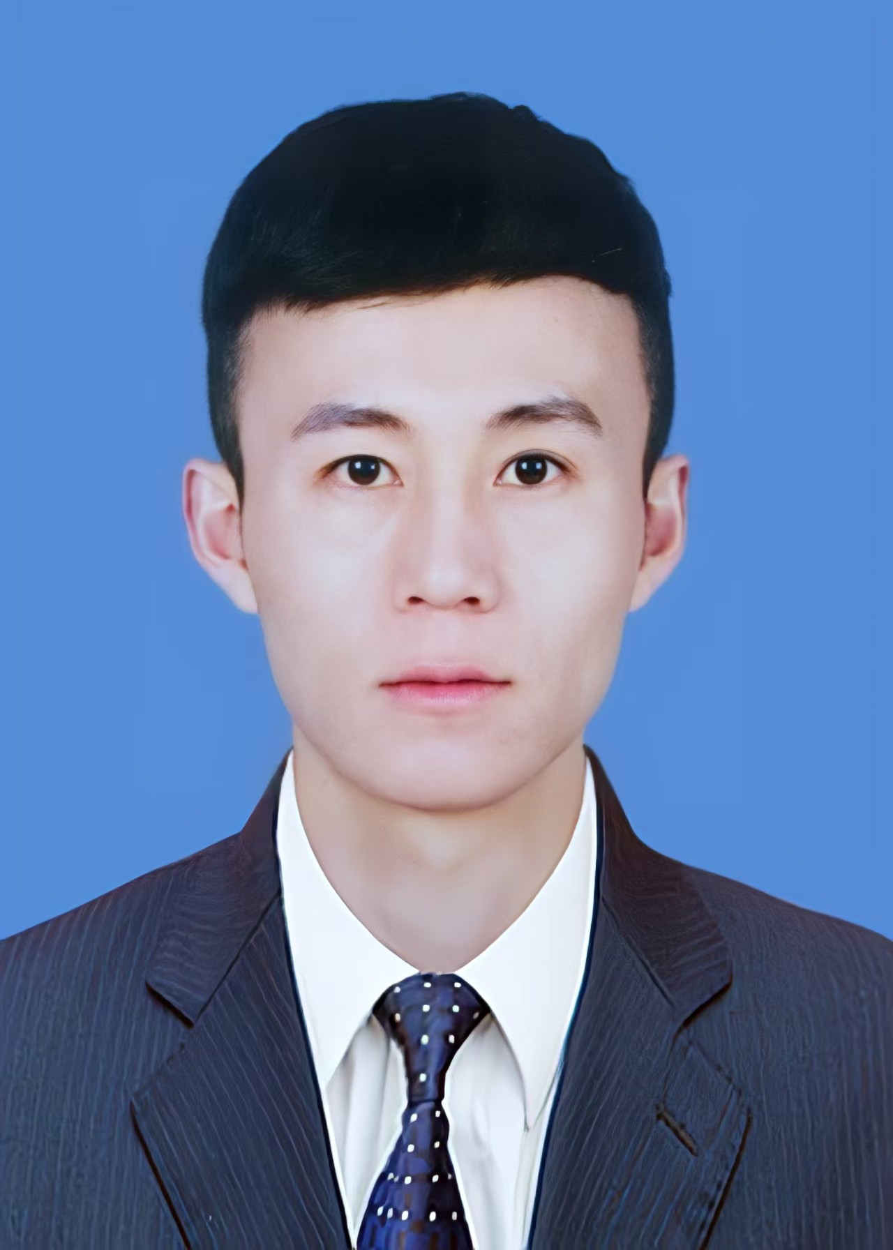 王治粟（教学秘书）