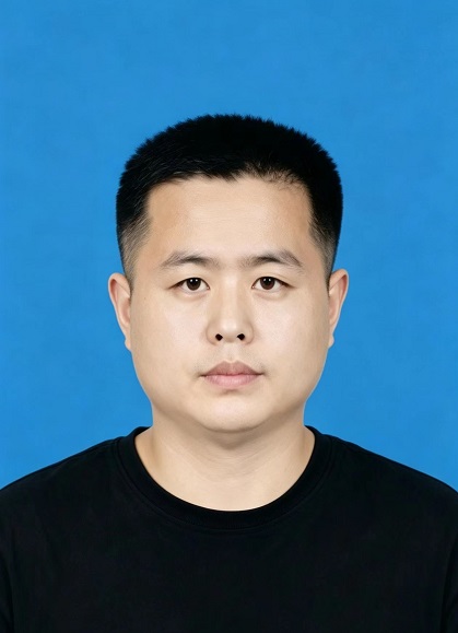 杨乾