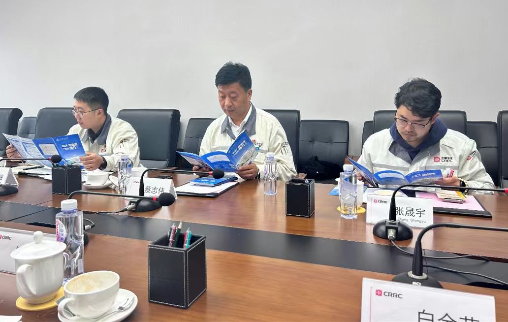 我院车辆工程专业教师团队赴中车大连机车车辆有限公司开展调研交流