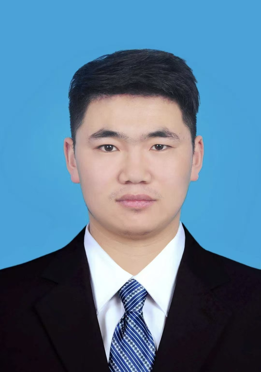申诚诚