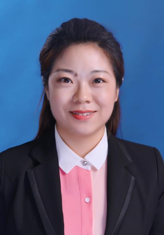 教师：达成莉
