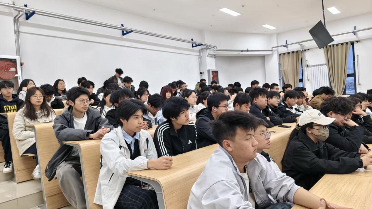 凝心共筑温馨宿舍、聚力共建文明校园